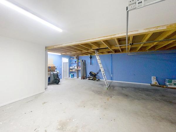 Yssingeaux! Villa contemporaine de 2022 plain pied 4 chambres