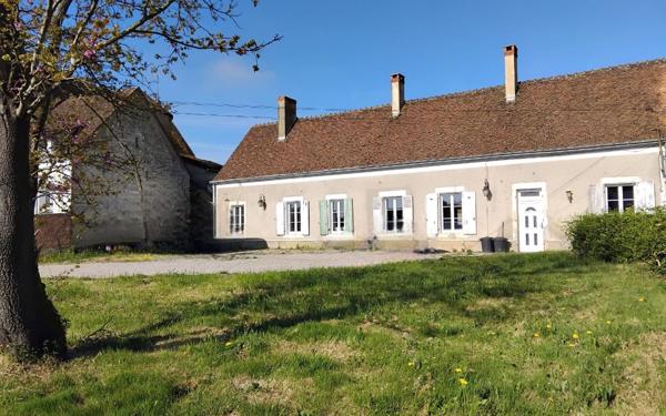 Maison à vendre    6 pièces •  Courgains