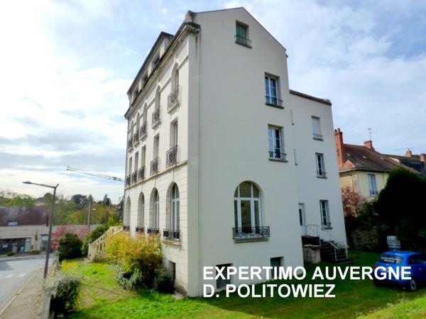 Néris-les-Bains (03310) HOTEL idéal location courte durée (immeuble à caractère commercial)