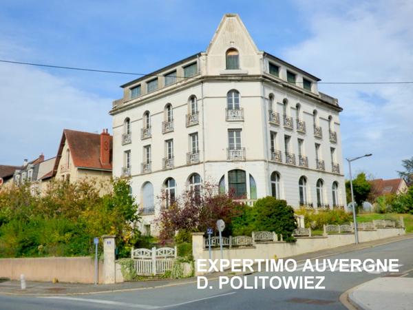 Néris-les-Bains (03310) HOTEL idéal location courte durée (immeuble à caractère commercial)