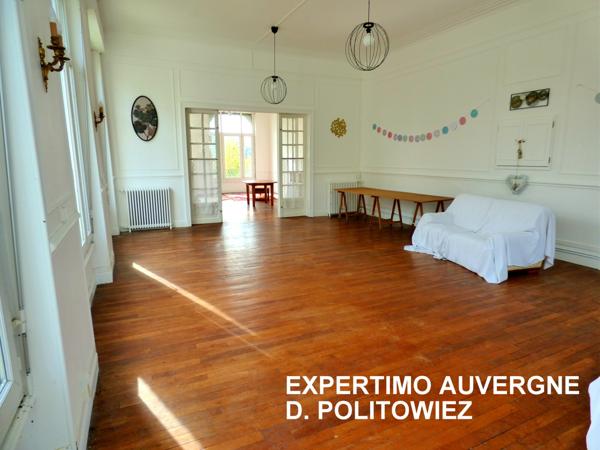 Néris-les-Bains (03310) HOTEL idéal location courte durée (immeuble à caractère commercial)