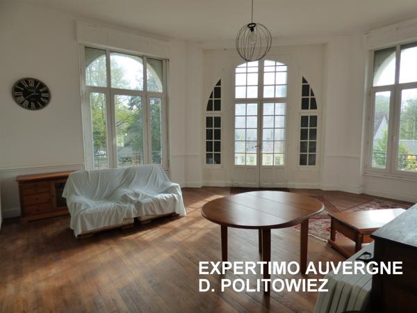 Néris-les-Bains (03310) HOTEL idéal location courte durée (immeuble à caractère commercial)