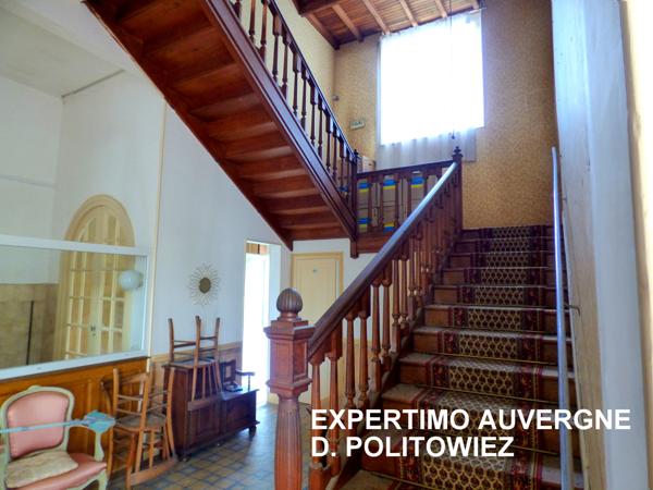 Néris-les-Bains (03310) HOTEL idéal location courte durée (immeuble à caractère commercial)