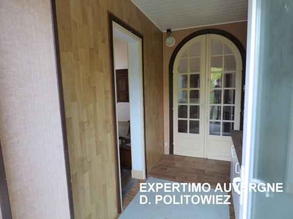 Néris-les-Bains (03310) HOTEL idéal location courte durée (immeuble à caractère commercial)