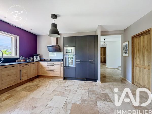 Maison à vendre 7 pièces 170 m² Solliès-Toucas