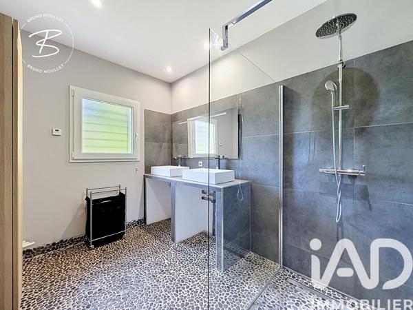 Maison à vendre 7 pièces 170 m² Solliès-Toucas