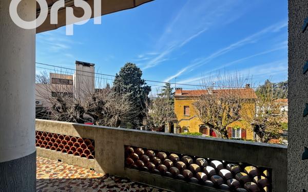 Appartement à vendre    3 pièces • 114,93 m2 Aubenas