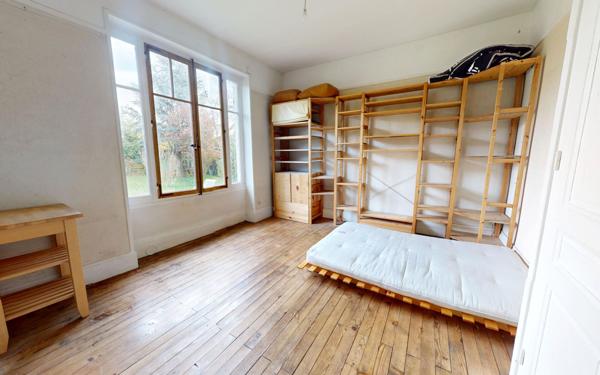 Appartement à vendre    3 pièces • 61,05 m2 Vaulx-en-Velin