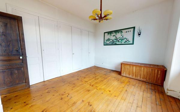 Appartement à vendre    3 pièces • 61,05 m2 Vaulx-en-Velin