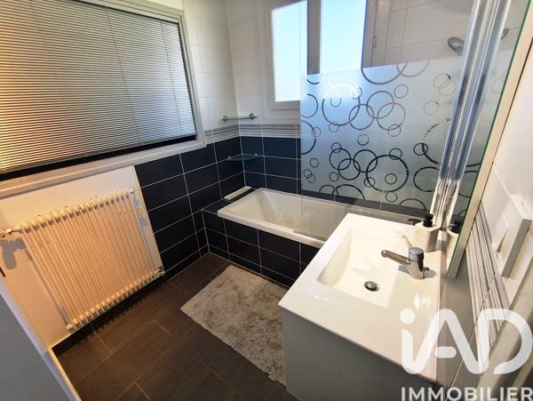Maison à vendre 14 pièces 310 m² Mably