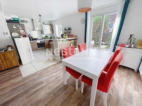 A vendre Maison de 5 pièces de 88 m2 à Plaisir - Quartier de l'Aqueduc