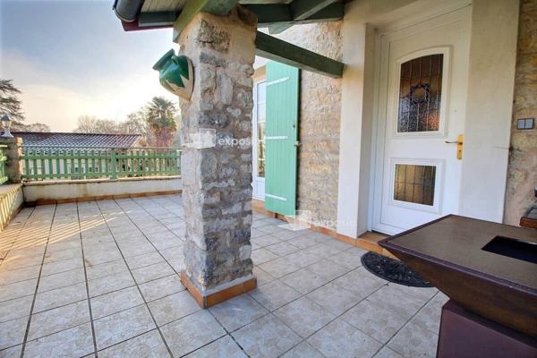 Maison Francois 4 pièce(s) 160 m2