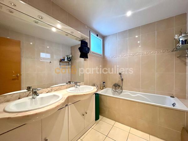 Vente Appartement90 m² - 3 Pièces - ROYAN (17200)