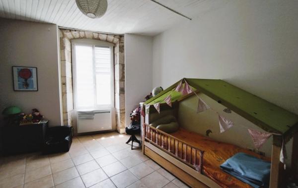 Vente Maison de village Avec cour Castelnau-montratier   