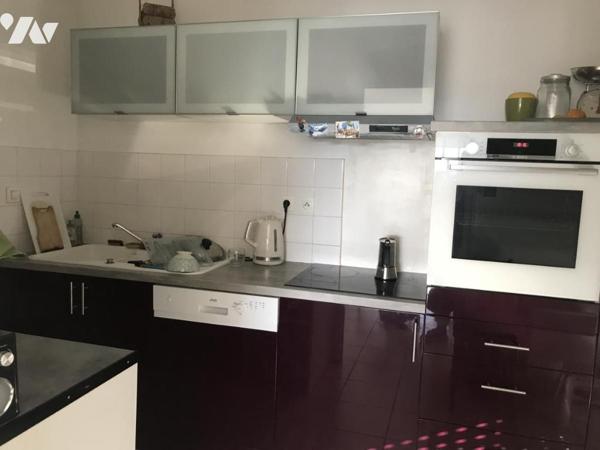 A VENDRE à REZE "Pont Rousseau" Appartement T4 de 84m2 avec terrasse et parking