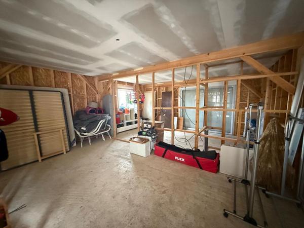 MAISON HORS D'EAU HORS D'AIR EN BOIS 84M²