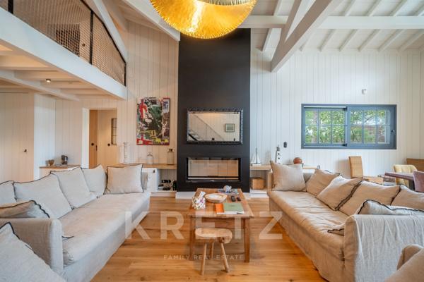 Villa contemporaine au Cap Ferret – 215 m² avec piscine et jardin paysager