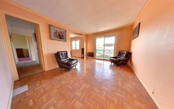 Maison à vendre    3 pièces • 98 m2 Roissy-en-Brie