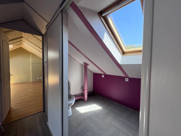 Appartement
         3 pièces
        - 51 m² 70 000 € *