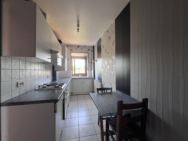 Appartement
         3 pièces
        - 51 m² 70 000 € *