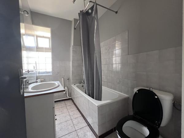 Appartement
         3 pièces
        - 51 m² 70 000 € *