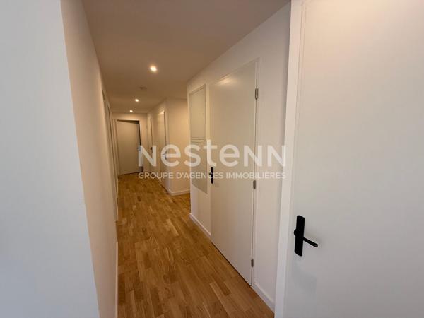 NEUF - Appartement de standing avec balcon - 4 pièces - 107m² - lumineux et calme dans un secteur recherché - vue imprenable sur Rouen - Mont Saint Aignan