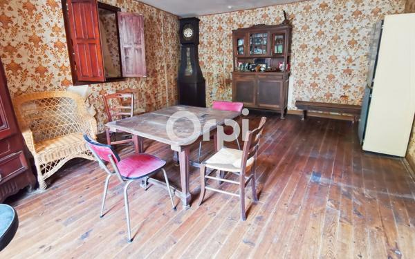 Maison à vendre    3 pièces •  Gère-Bélesten