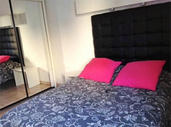 PETITE RESIDENCE AU CALME!