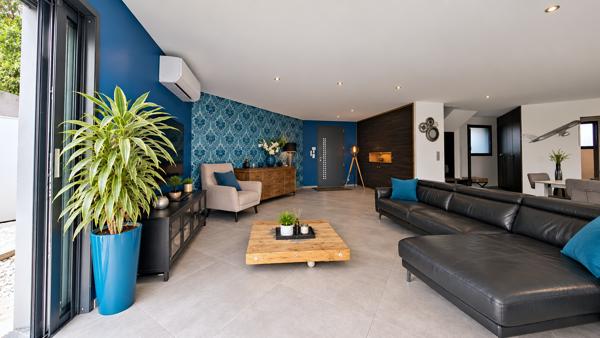 Maison
         7 pièces
        - 168 m² Bien prestige 890 000 € *
