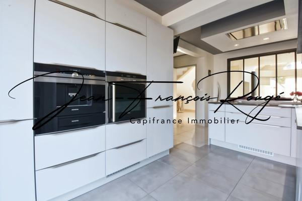 Agneaux, magnifique maison d'architecte de 168 m² avec des prestations de qualité !!!