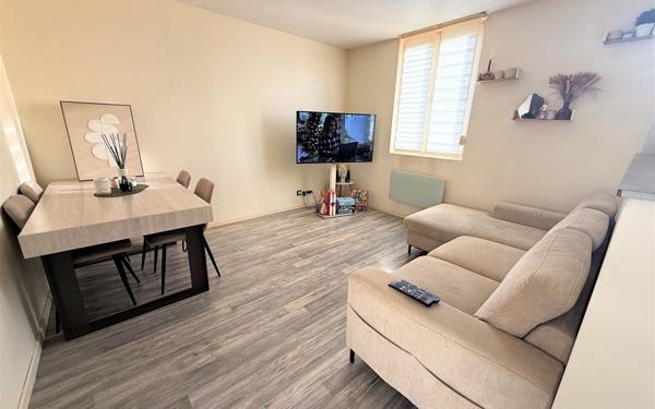 Appartement à vendre    2 pièces • 44,30 m2 Nilvange