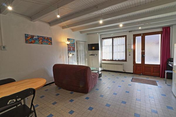 Maison 5 pièces 91.25 m2 + combles 121 m²