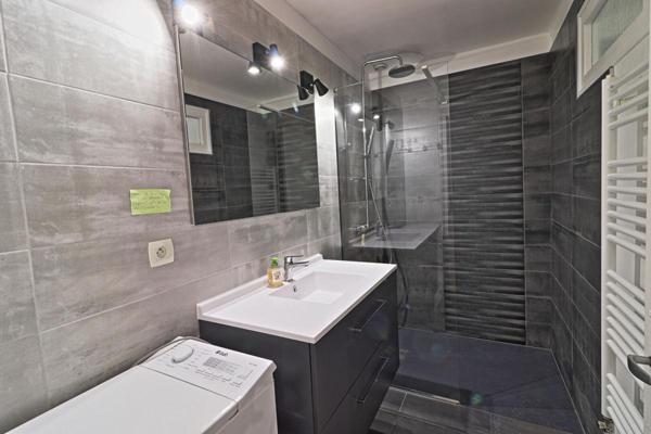 Maison 5 pièces 91.25 m2 + combles 121 m²