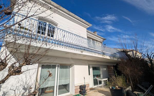 Maison à vendre    6 pièces •  Pézenas