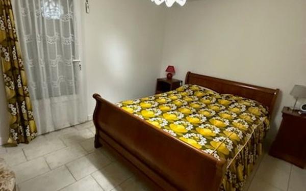 Maison à vendre    6 pièces •  Pézenas