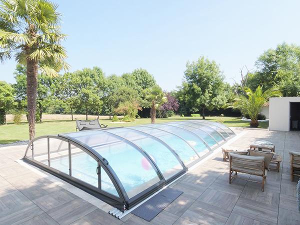 La Roche-sur-Yon (85000) Maison de campagne moderne – 217 m² – 1,8 ha de terrain – La Roche-sur-Yon (85000)