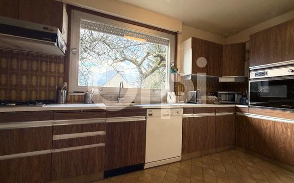 Maison à vendre    6 pièces • 140 m2 Soissons