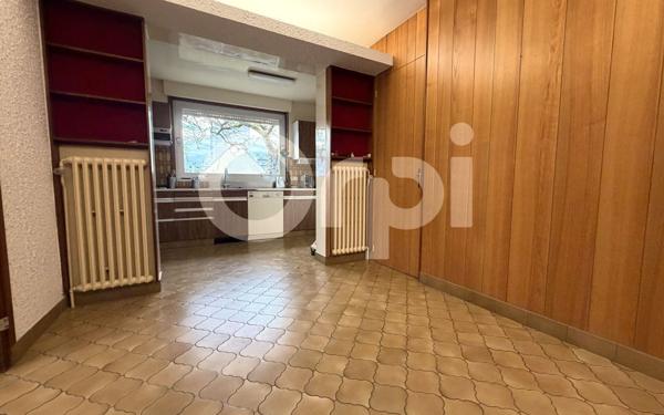 Maison à vendre    6 pièces • 140 m2 Soissons