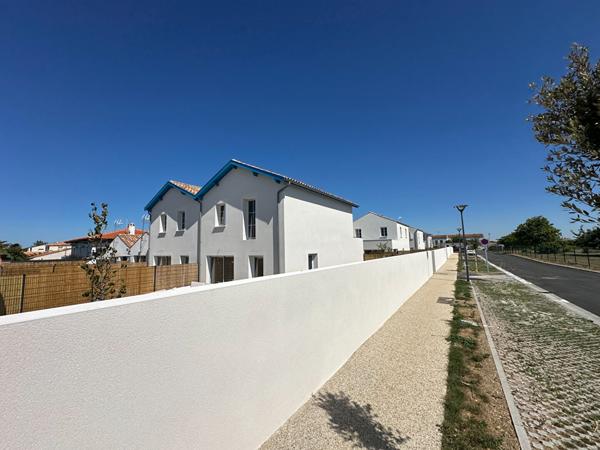 Fouras - " LE CLOS DES LYS " - LOT 7 - T5 Fouras Fouras - " LE CLOS DES LYS " - LOT 7 - T5 Fouras