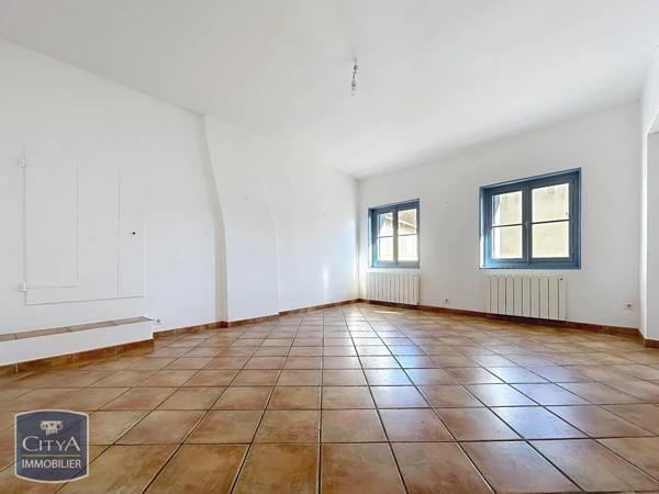 Appartement à louer 3 pièces 69.6m²