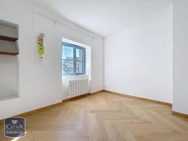 Appartement à louer 3 pièces 69.6m²