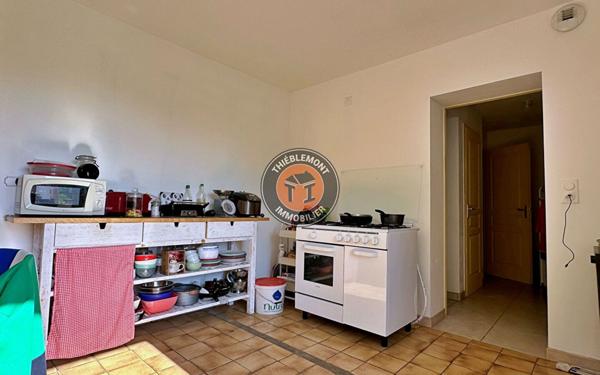 Maison à vendre    2 pièces •  Charmes