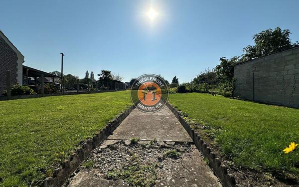 Maison à vendre    2 pièces •  Charmes