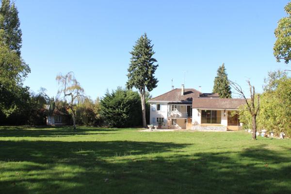 Propriété à vendre de 180m² avec magnifique Parc VEZINS (49)