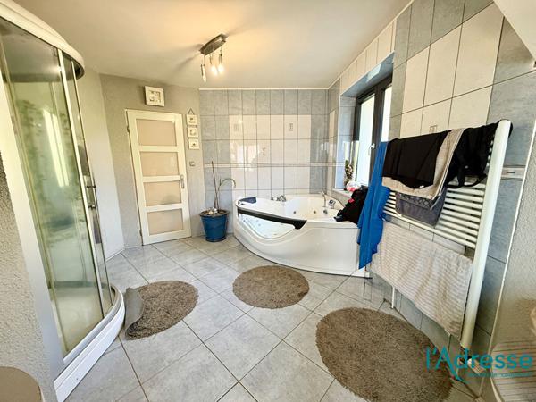 Maison idéale pour une famille à la recherche d'espace et de luminosité