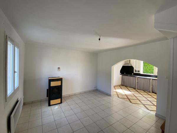 Maison à vendre |  Gensac-la-Pallue |  3 pièces | 81 m²