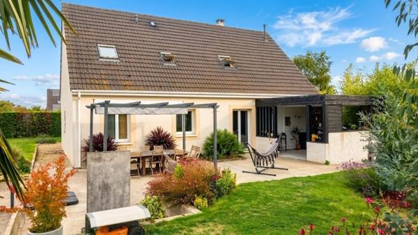 Maison à vendre 6 pièces avec piscine (27700)