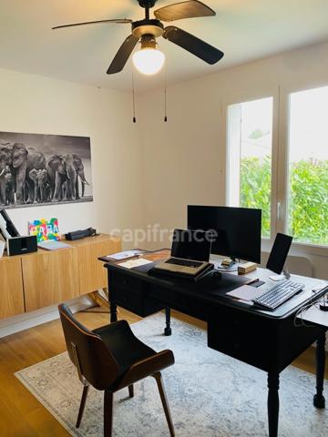 Maison à vendre 6 pièces SEMUSSAC (17) - Grand garage