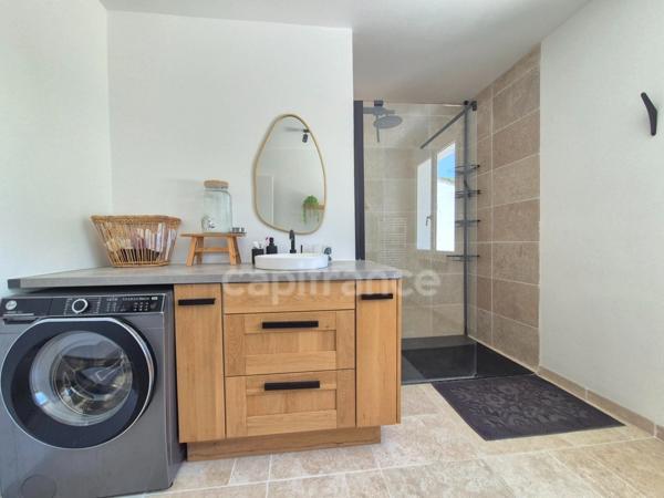 Maison à vendre 6 pièces SEMUSSAC (17) - Grand garage