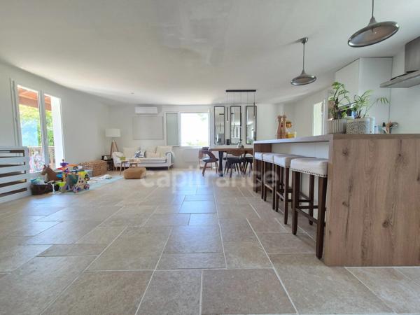 Maison à vendre 6 pièces SEMUSSAC (17) - Grand garage